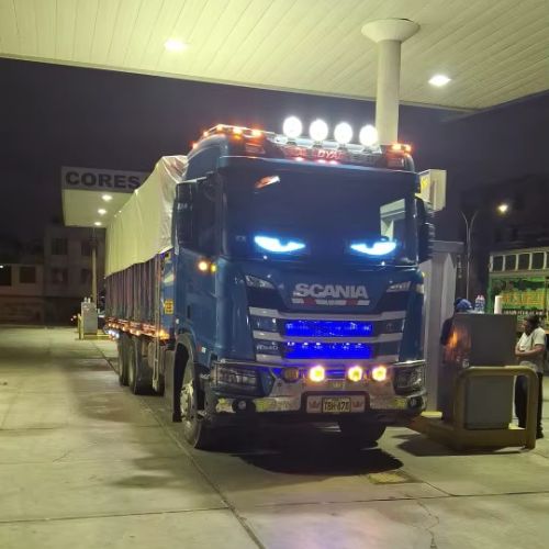 Pantalla LED "Ojos" con Animaciones + Remoto – Luces Personalizadas para Parabrisas de Auto y Camión (12V/24V) 😈🔥 - Imagen 2