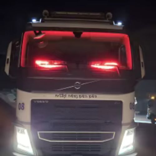 Pantalla LED "Ojos" con Animaciones + Remoto – Luces Personalizadas para Parabrisas de Auto y Camión (12V/24V) 😈🔥 - Imagen 4